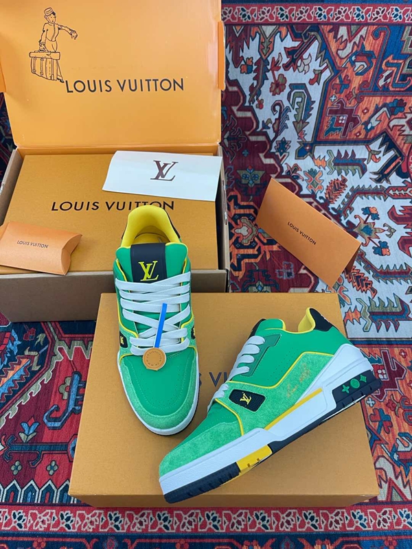 ルイヴィトン靴側面デザイン